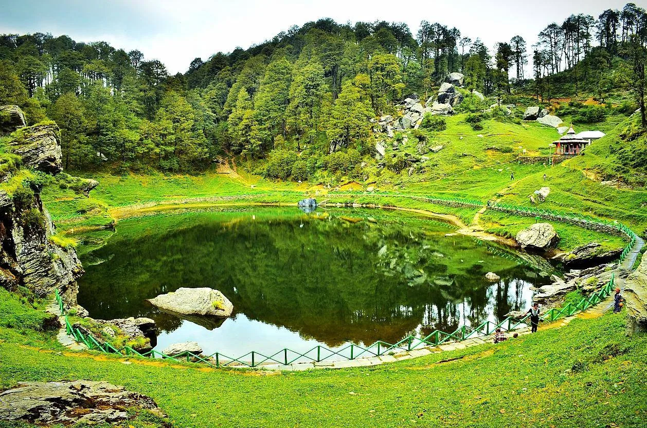 Jibhi Tirthan Valley Shoja Jalori Pass tour